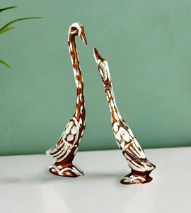Handcrafted exquisite kissing swan couple figurine for home decor(brown-silver) (Set of 2)