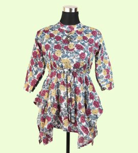 Women's Maroon Floral Round Neck Top with Cream Mix Print - Timeless Elegance